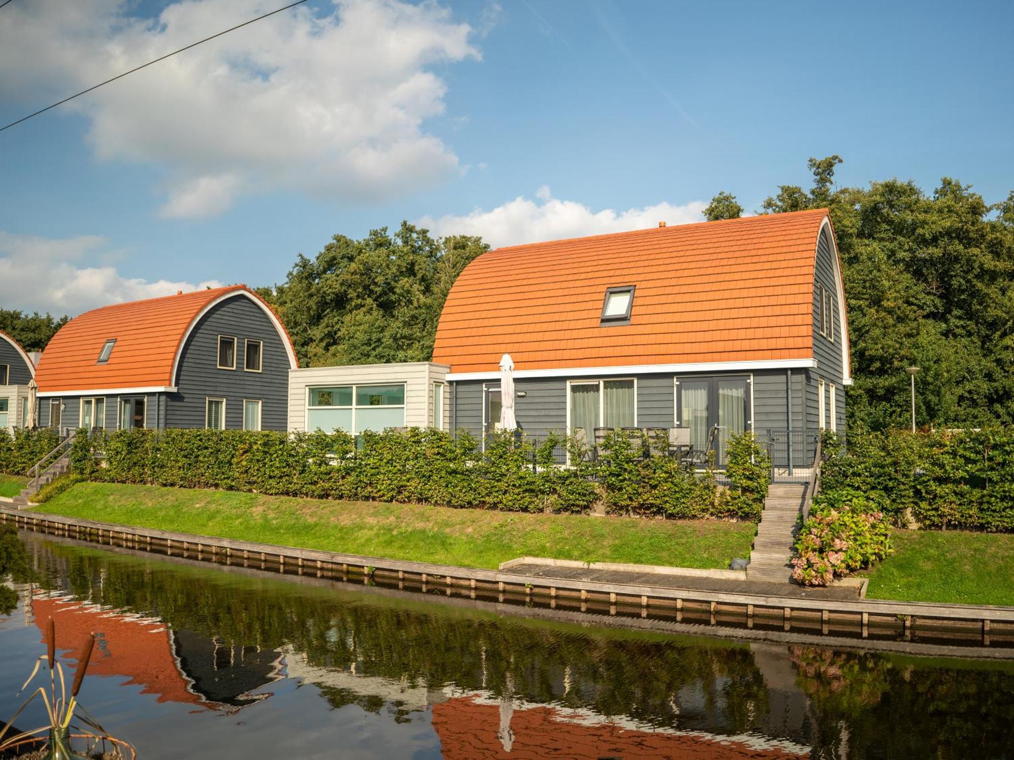 Summio Waterpark De Bloemert Zuidlaren Kamer foto