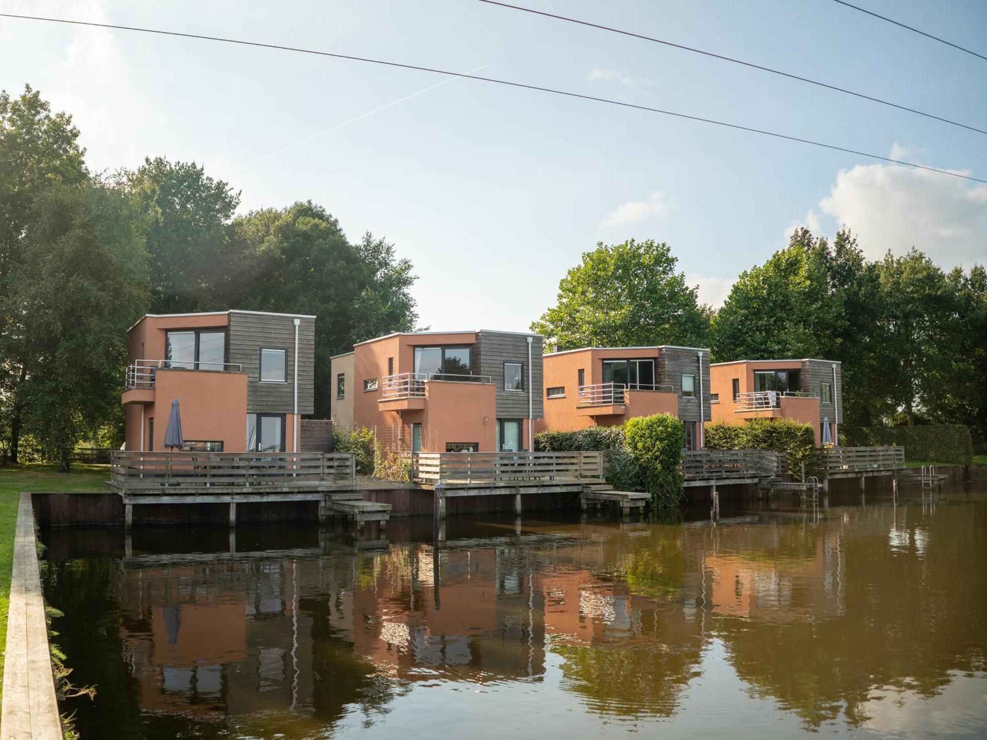 Summio Waterpark De Bloemert Zuidlaren Kamer foto