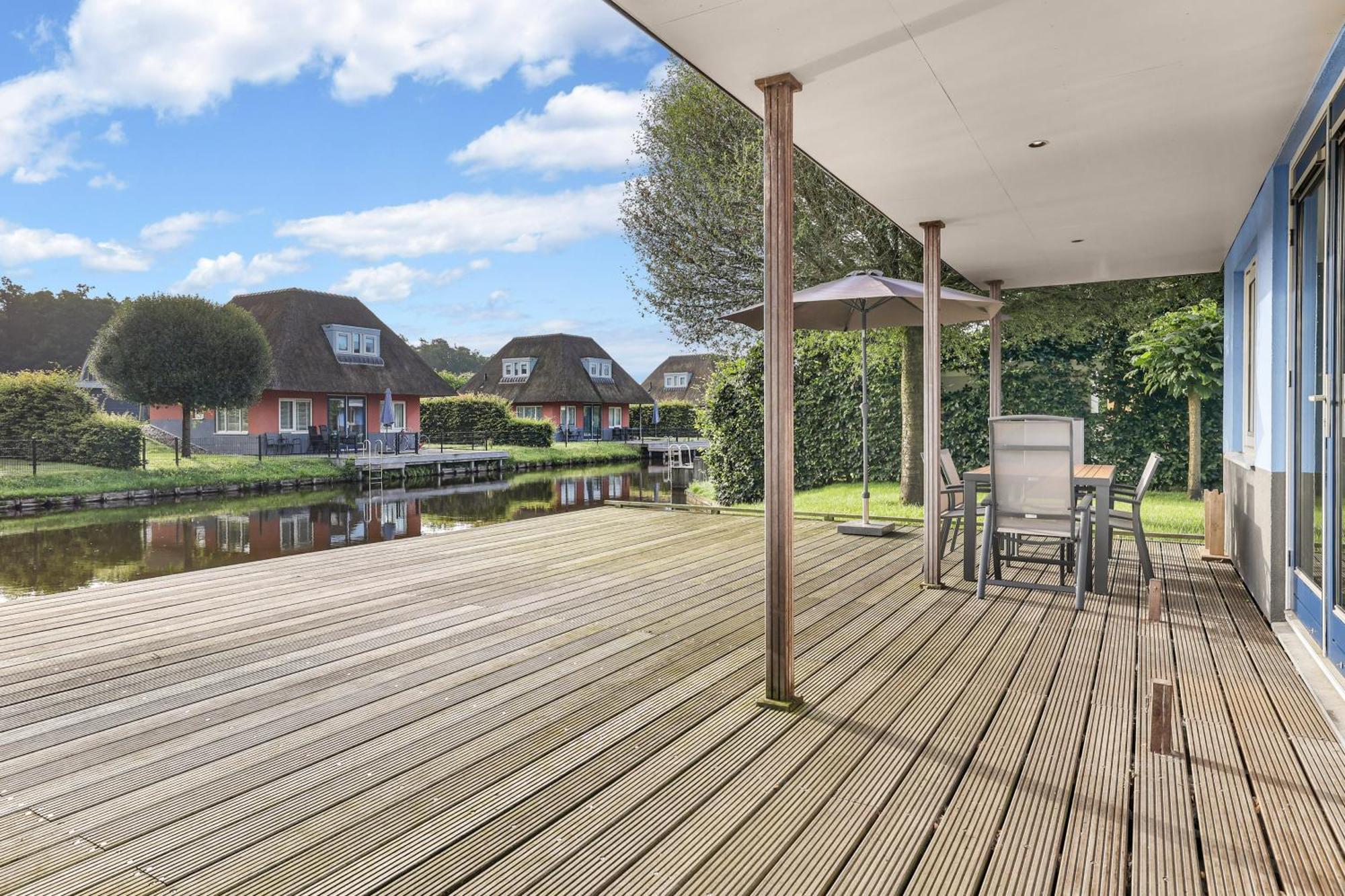 Summio Waterpark De Bloemert Zuidlaren Kamer foto